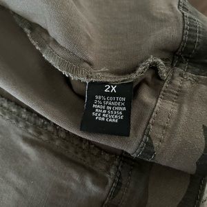 Jacket camo 2xl women’s brand new